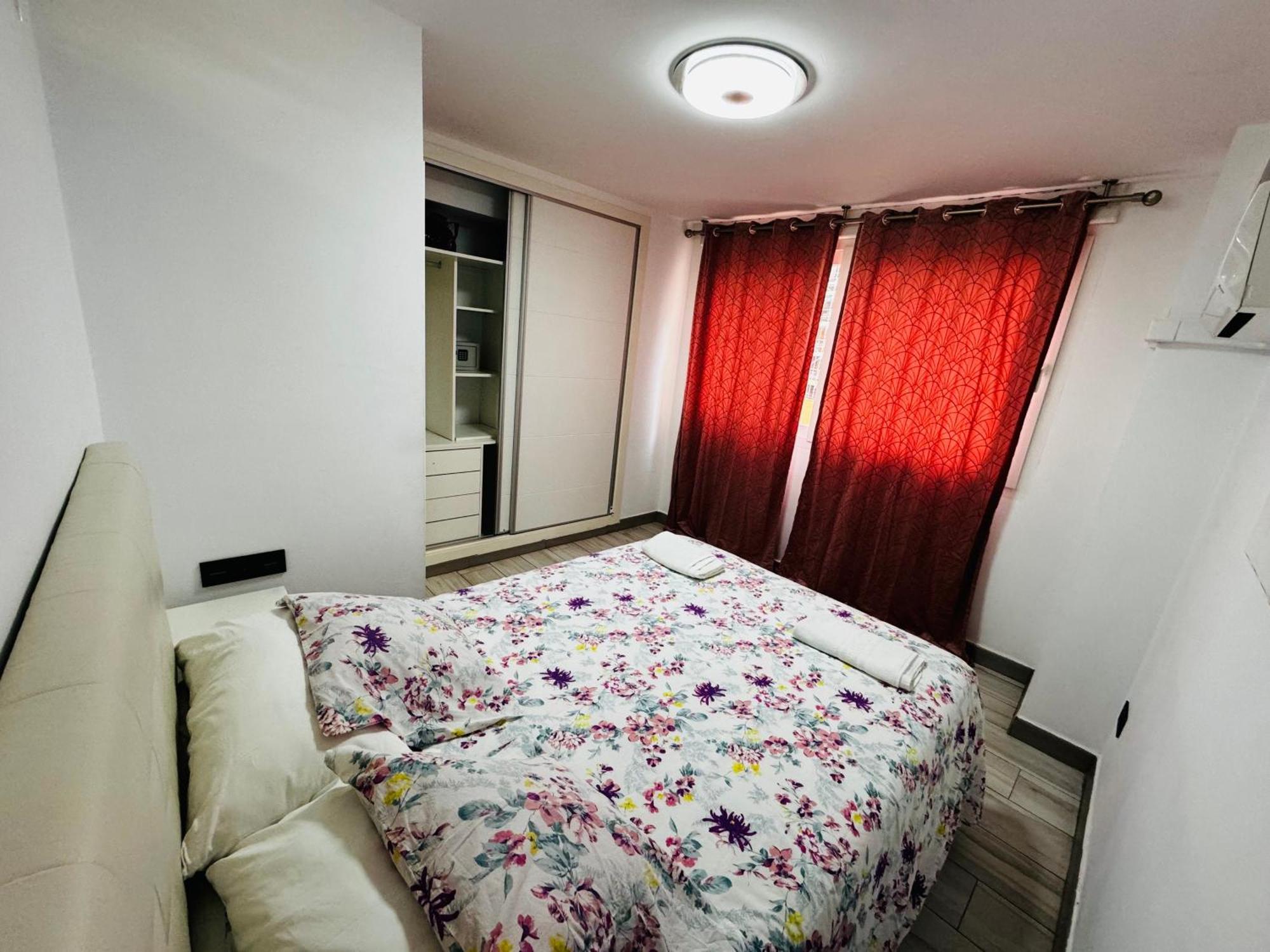 Apartamento Fabrynne Beach Малага Екстер'єр фото