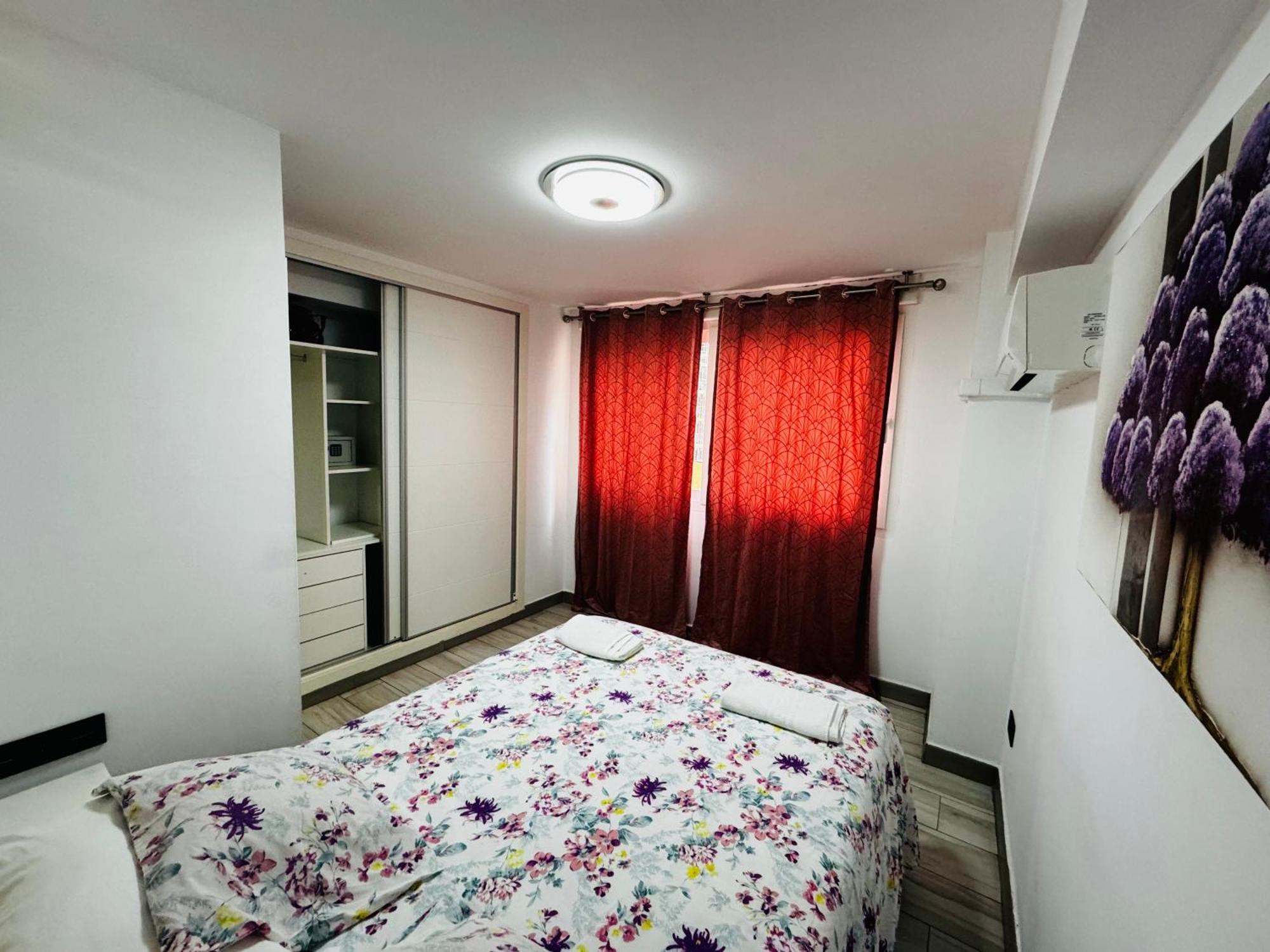 Apartamento Fabrynne Beach Малага Екстер'єр фото