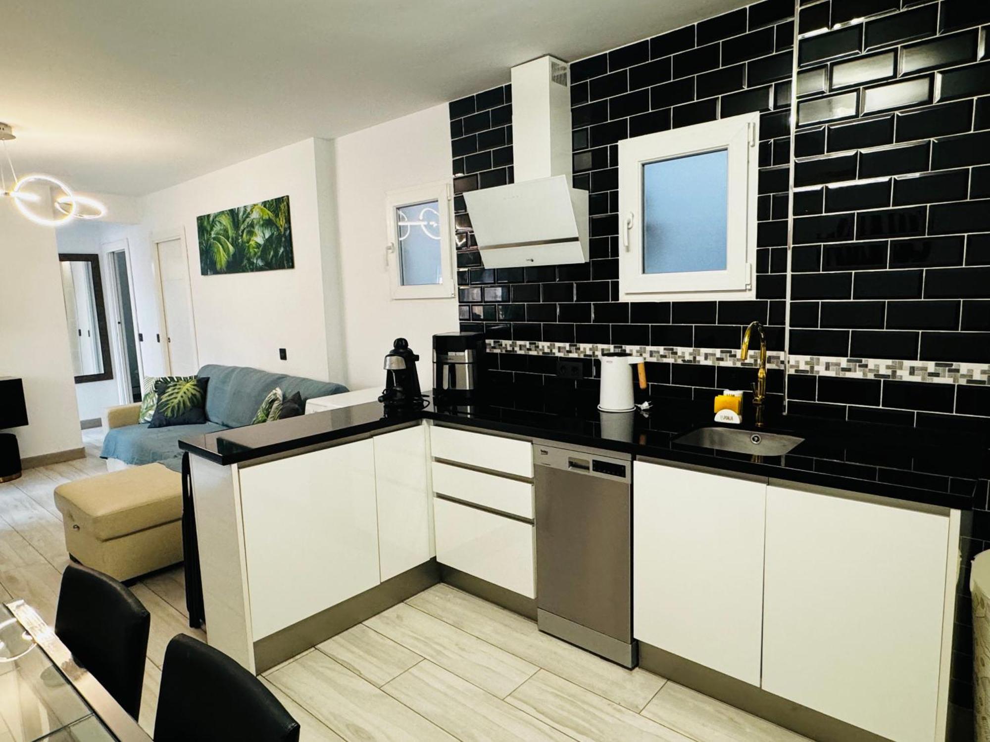 Apartamento Fabrynne Beach Малага Екстер'єр фото